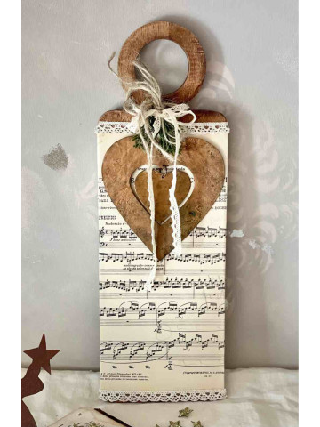 COMPOSIZIONE CON CARTA DA...