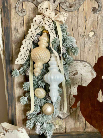 DECORAZIONE NATALIZIA IN VETRO