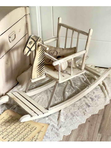 CAVALLO A DONDOLO CON...