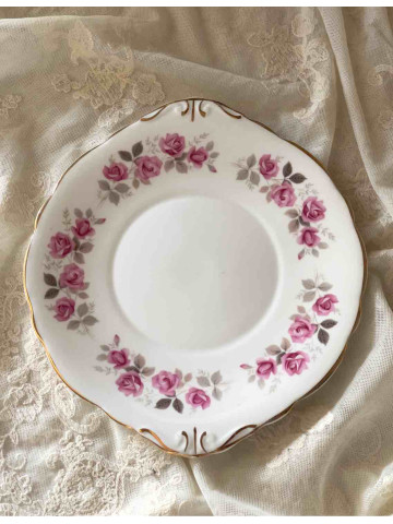 PIATTO OVALE IN PORCELLANA