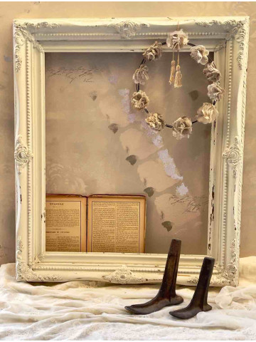 CORNICE IN LEGNO CON PATINA